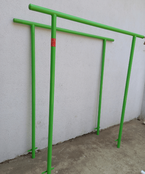 POLE WITH FIXED DUMBELLS