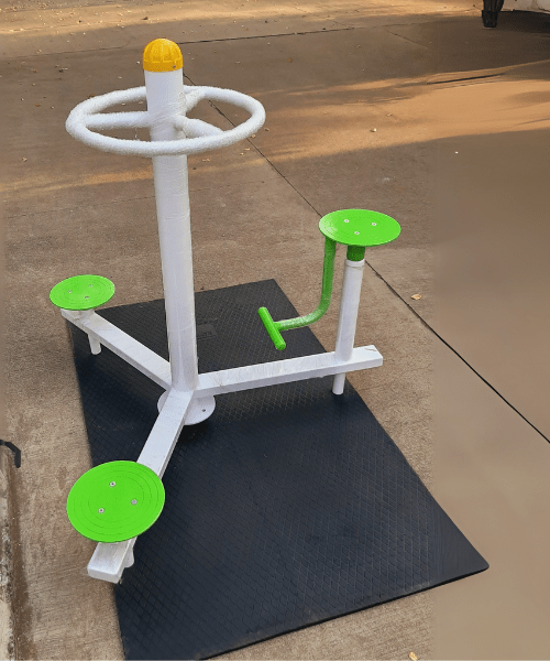 standing TWISTER 3 in 1